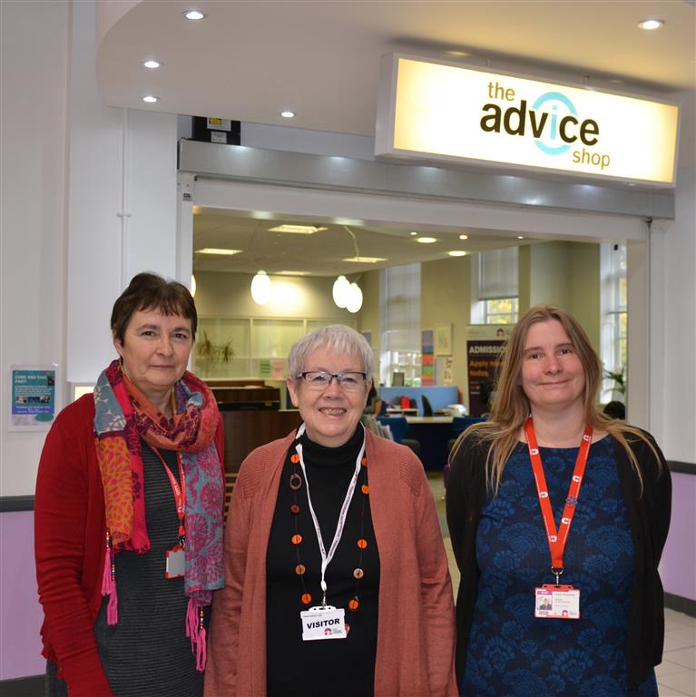 Advice Shop IAG 30 years Medium