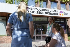 Students Outside City College Norwich Higher Education Centre