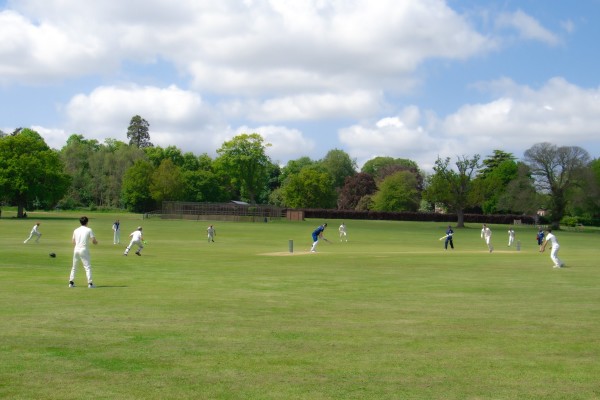 The college cricket team is one of the sporting activities that is bringing sanctuary seeking and home students together. 
