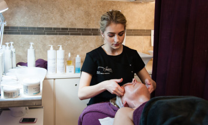 hairdressing beauty barbering and makeup courses